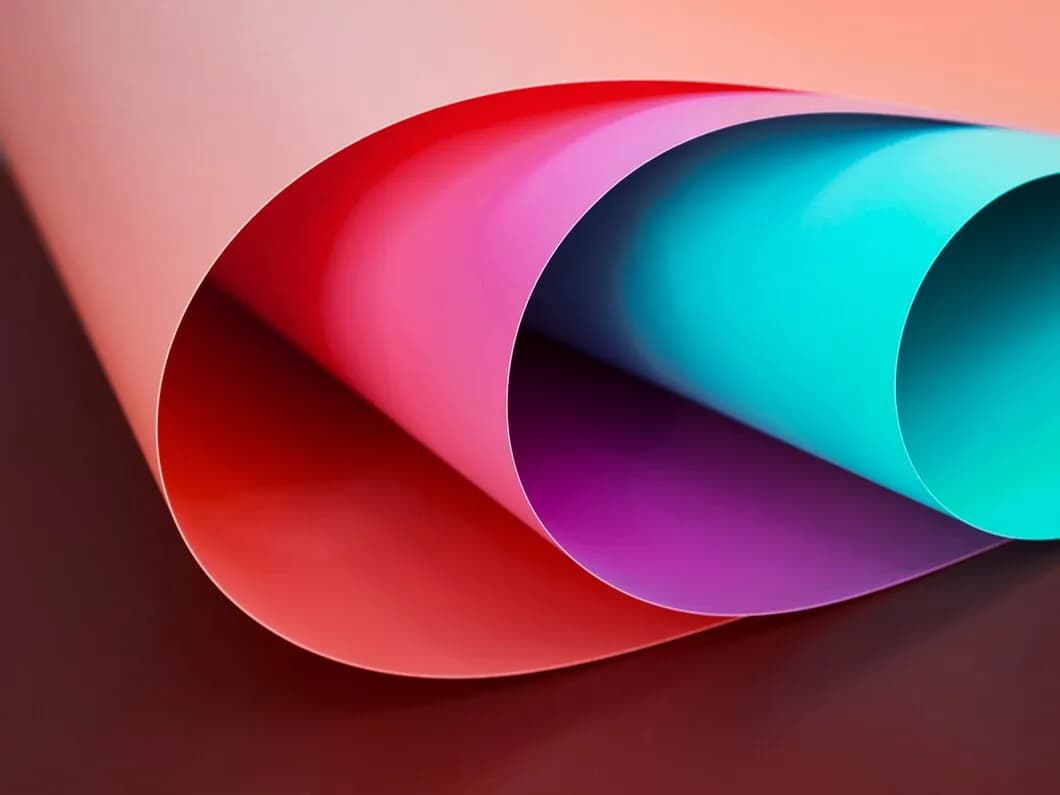 Jak wybrać najlepszą folię do druku internetowego dla Twojego projektu