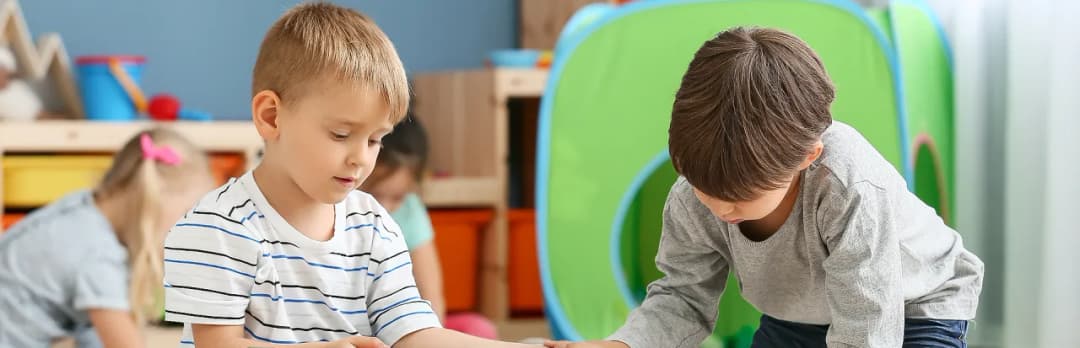 Co na prezent dla 8 latka? Najlepsze pomysły, które zachwycą dziecko